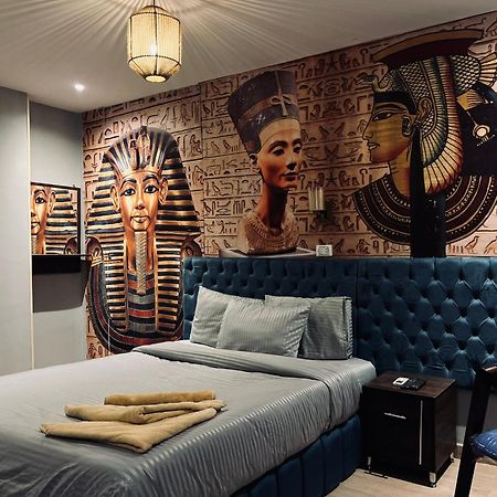 Grand Pyramids Inn Kafret el-Gabal Eksteriør billede