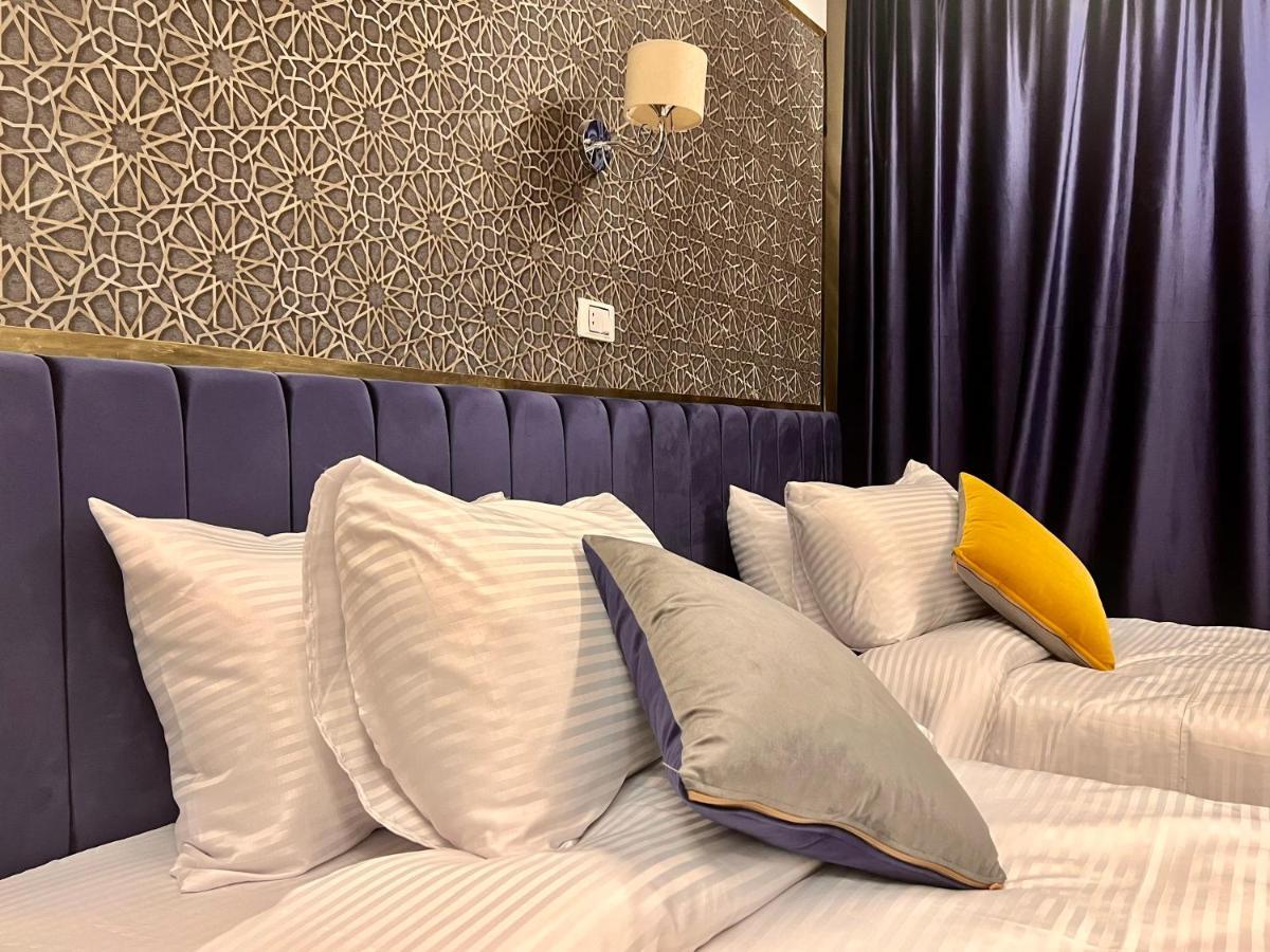 Grand Pyramids Inn Kafret el-Gabal Eksteriør billede