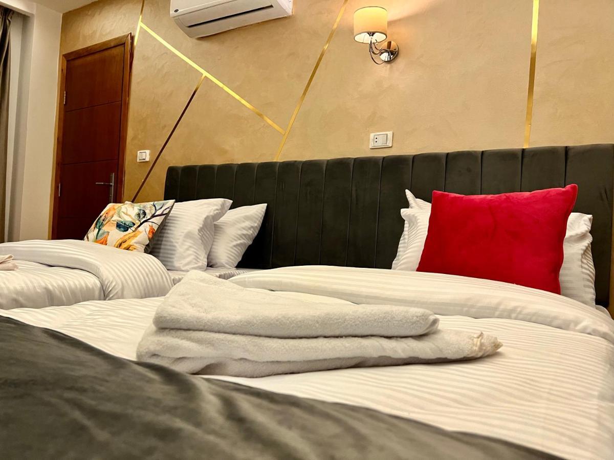 Grand Pyramids Inn Kafret el-Gabal Eksteriør billede