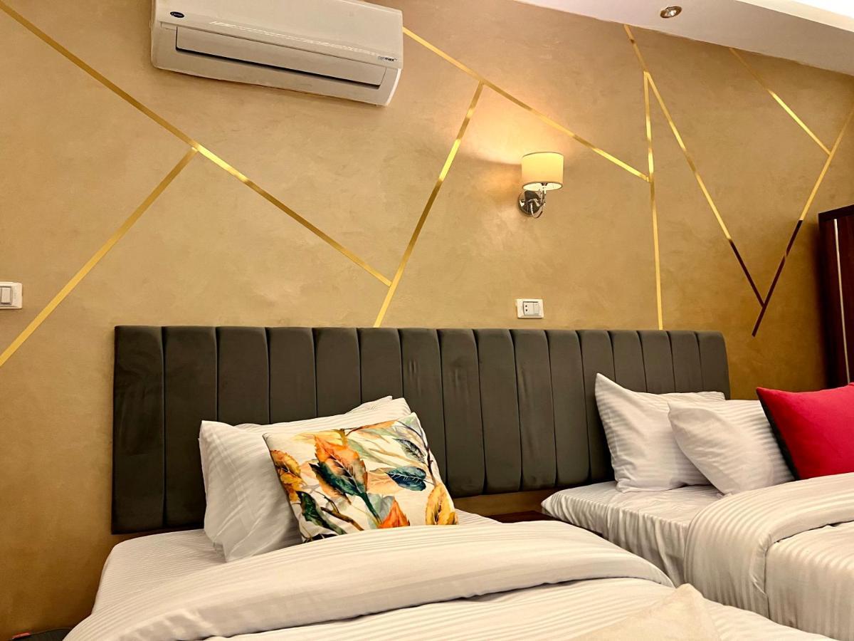 Grand Pyramids Inn Kafret el-Gabal Eksteriør billede