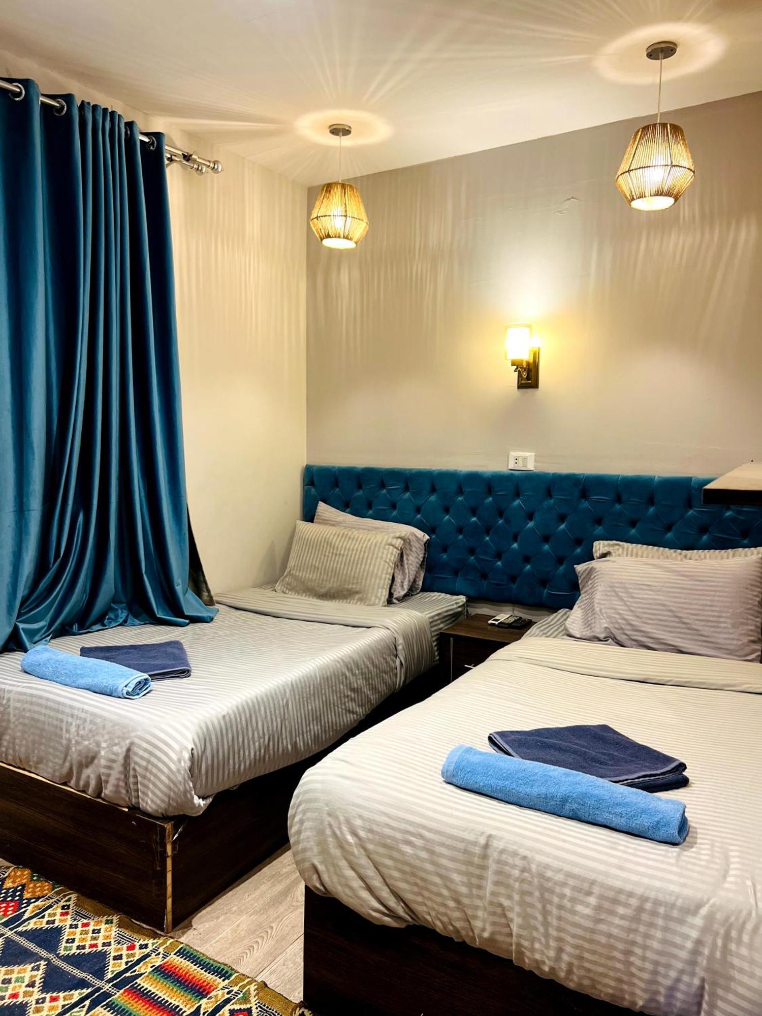 Grand Pyramids Inn Kafret el-Gabal Eksteriør billede