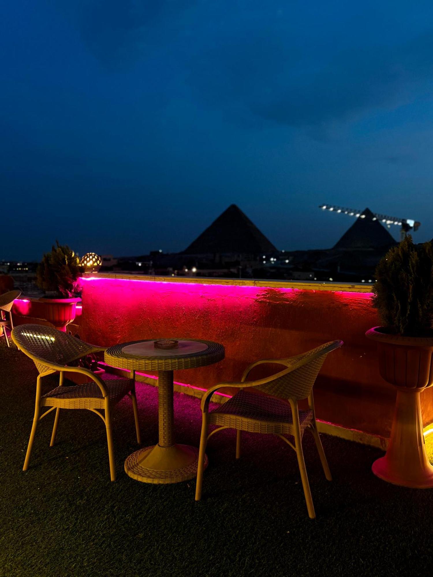 Grand Pyramids Inn Kafret el-Gabal Eksteriør billede