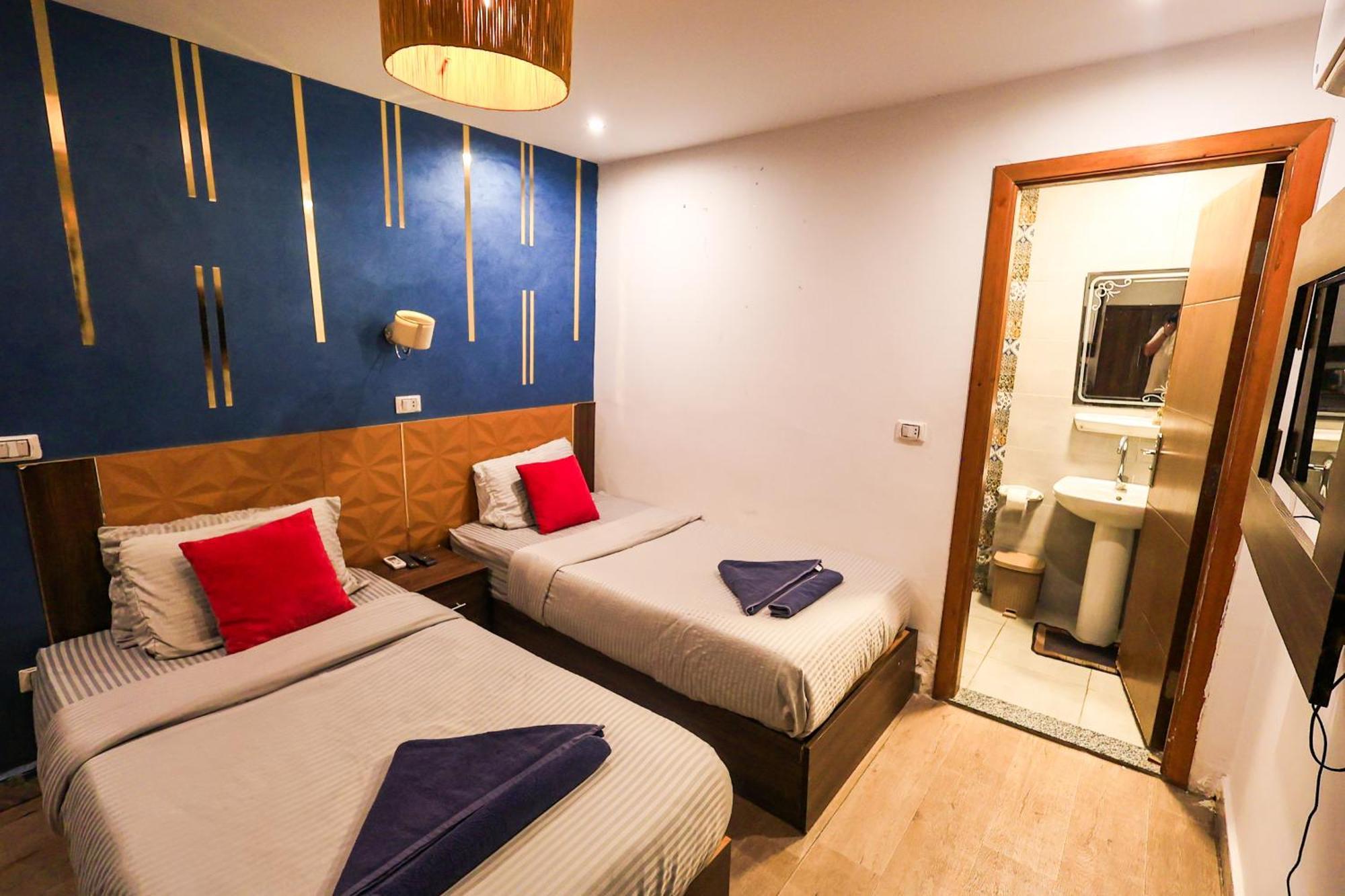 Grand Pyramids Inn Kafret el-Gabal Eksteriør billede
