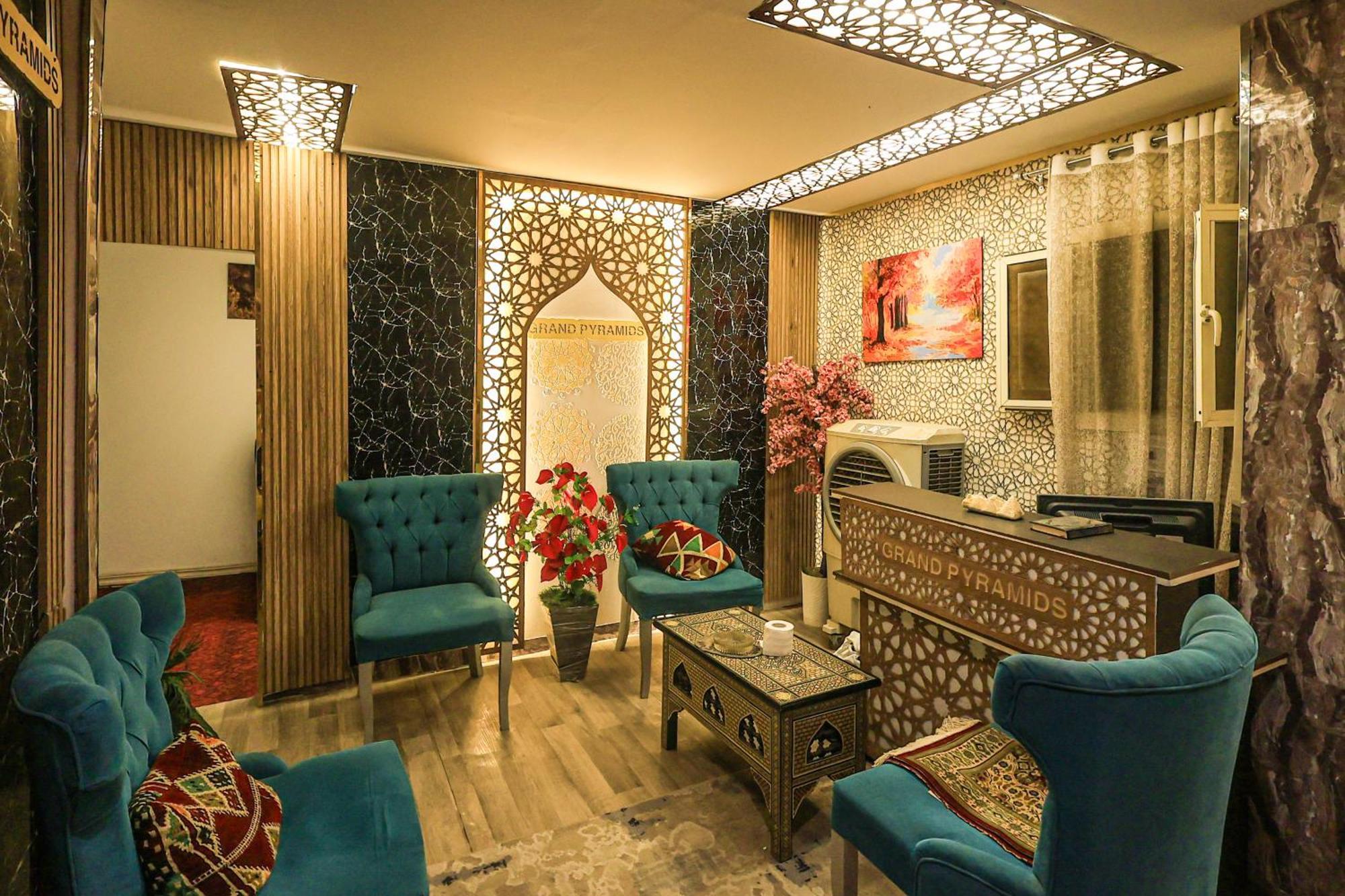Grand Pyramids Inn Kafret el-Gabal Eksteriør billede